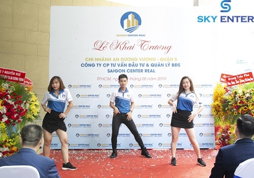 to-chuc-su-kien-le-khai-truong-cong-ty-bds